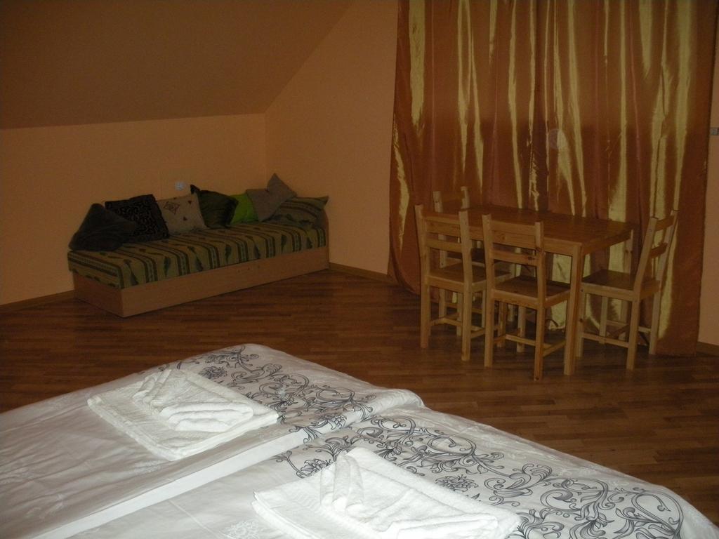 Arsenal Hotel Daugavpils Bilik gambar